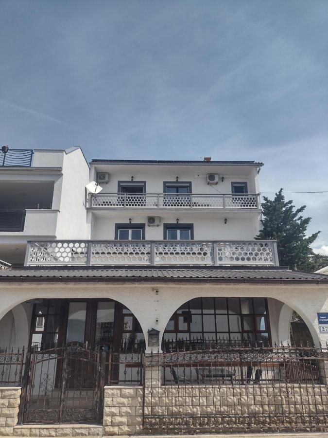 Apartments Vita Novi Vinodolski Εξωτερικό φωτογραφία