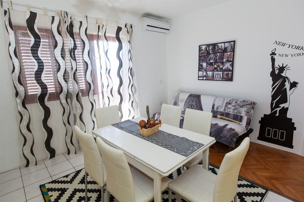 Apartments Vita Novi Vinodolski Δωμάτιο φωτογραφία